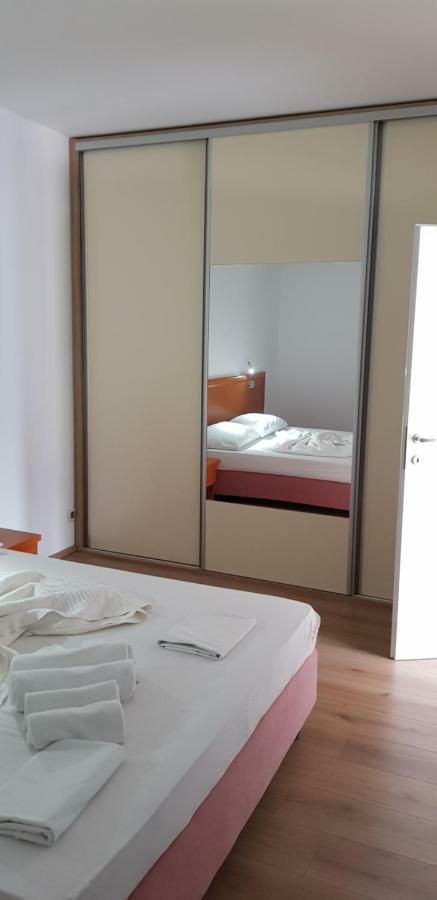 Premium Apartments Joy プリモシュテン エクステリア 写真